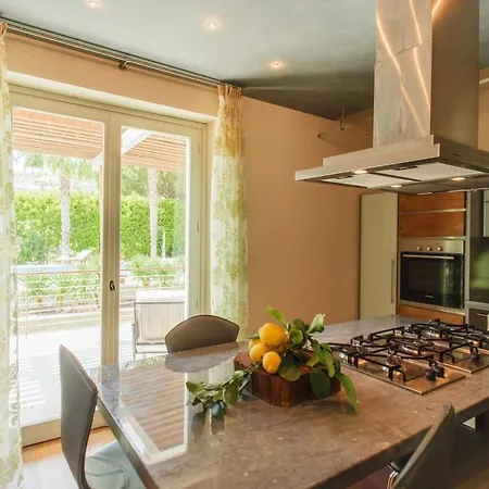 Villa Sanremo *