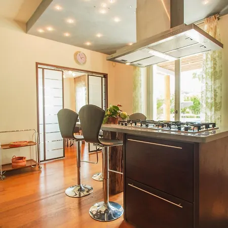 Villa Sanremo 펜션 산레모