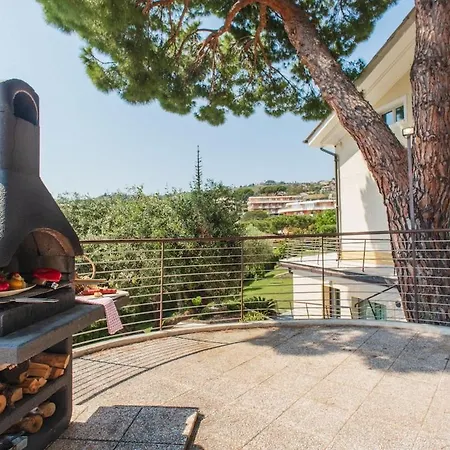 Villa Sanremo 펜션 *